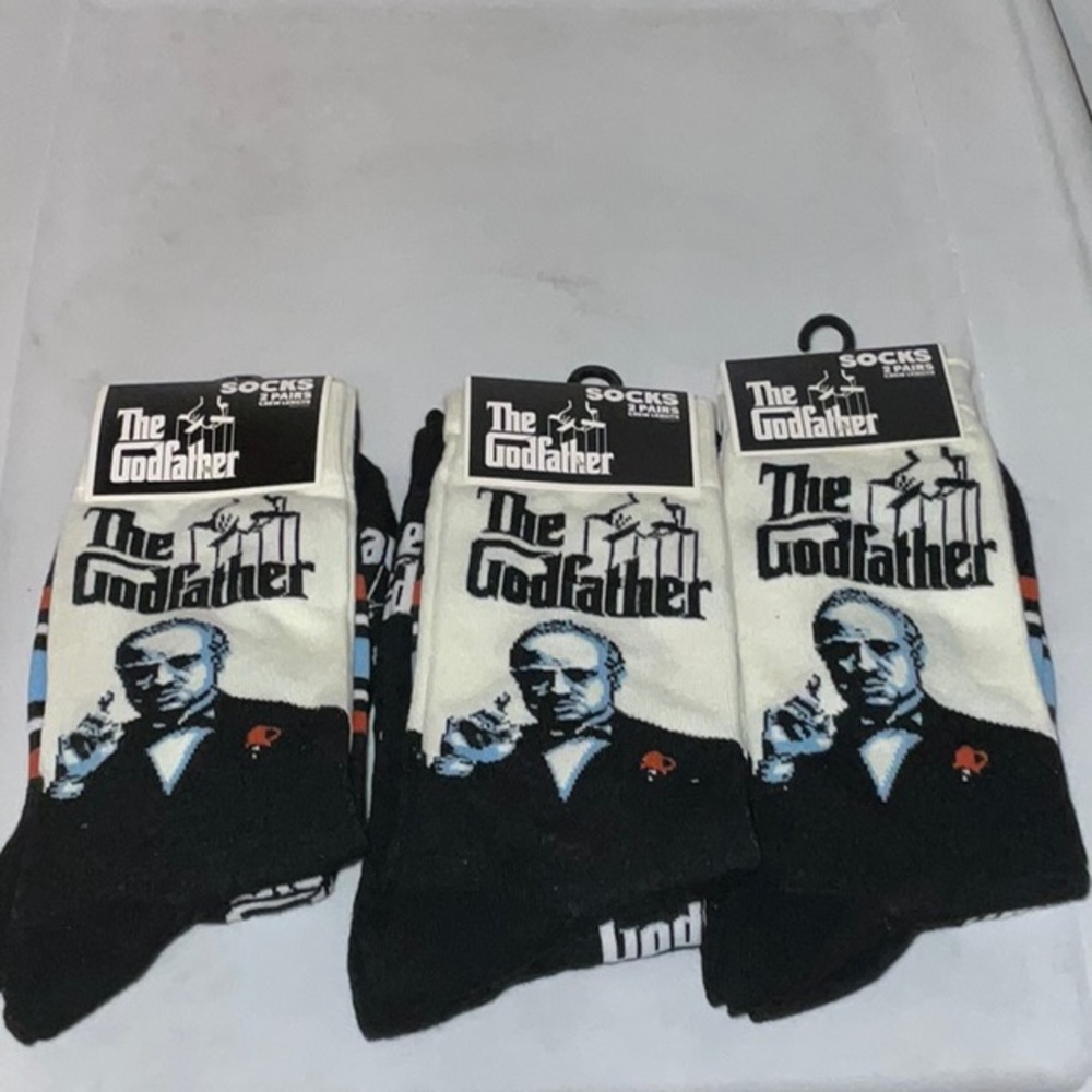 THE GODFATHER 6 PAIRS OF SOCKS SIZE LARGE 8-12 SHOE SIZE NWT